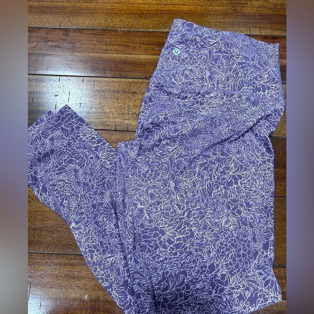 Lululemon Fast and Free 25”